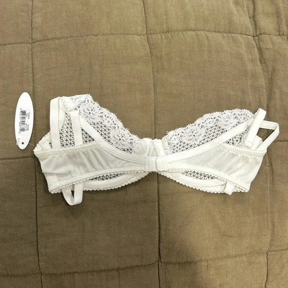 TIMPA NWT Duet Lace Demi Bra White Underwire Shallow Cup 32C - Picture 6 of 8